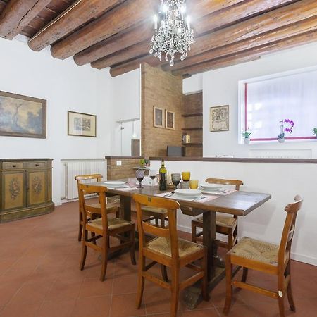 Center Ztl Lovely Apartment Ferrara Ngoại thất bức ảnh